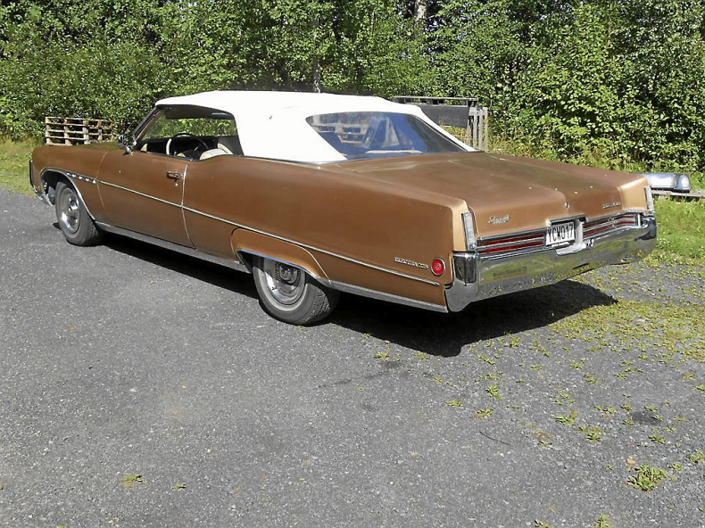 Buick Electra 225 Cab