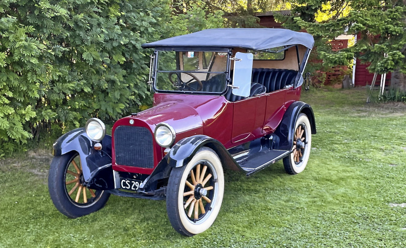 Dodge Standard Touring