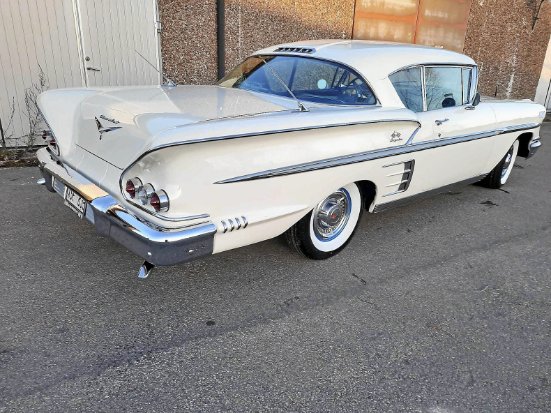 Chevrolet Impala Coupe