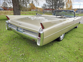Cadillac Series 62 Convertible
