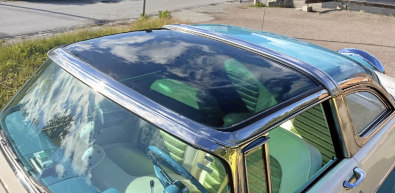 Ford Crown Victoria Skyliner 
