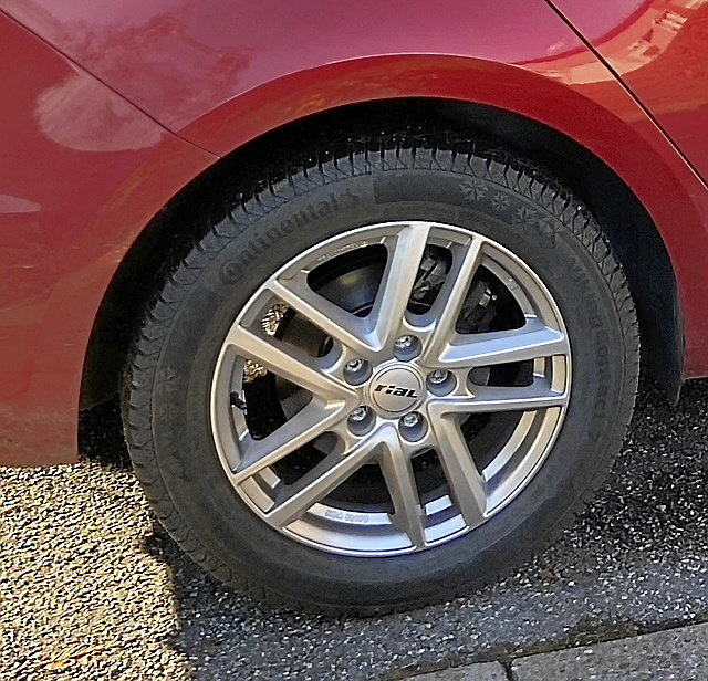 Seat Leon m.fl. 4 st fälgar 16