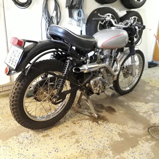 Royal Enfield Bullet