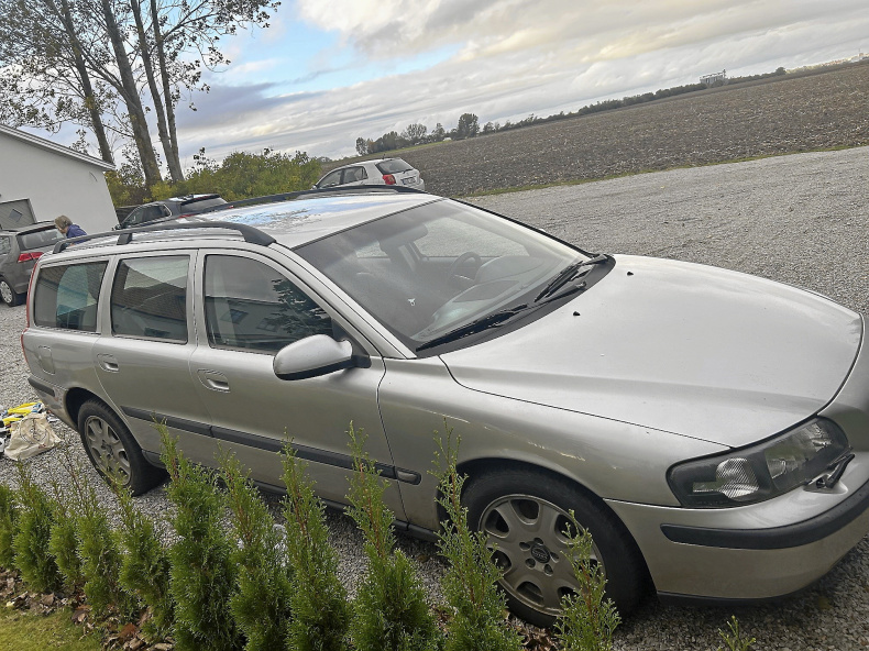 Volvo S V70 T5