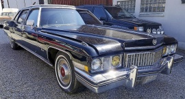 Cadillac Fleetwood Series 75