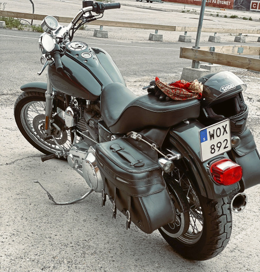 Harley-Davidson Superglide