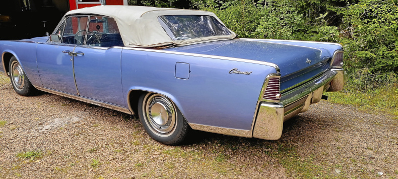 Lincoln continental cab