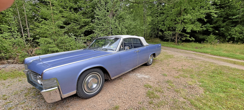 Lincoln continental cab