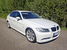 BMW 330I
