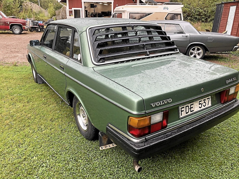 Volvo 240