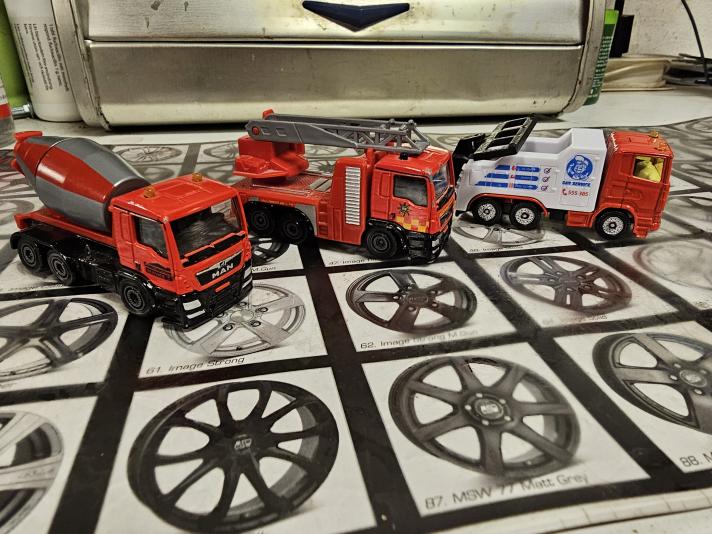 LASTBILAR--TRUCKAR--