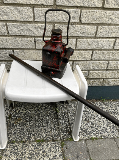 Domkraft 4 ton