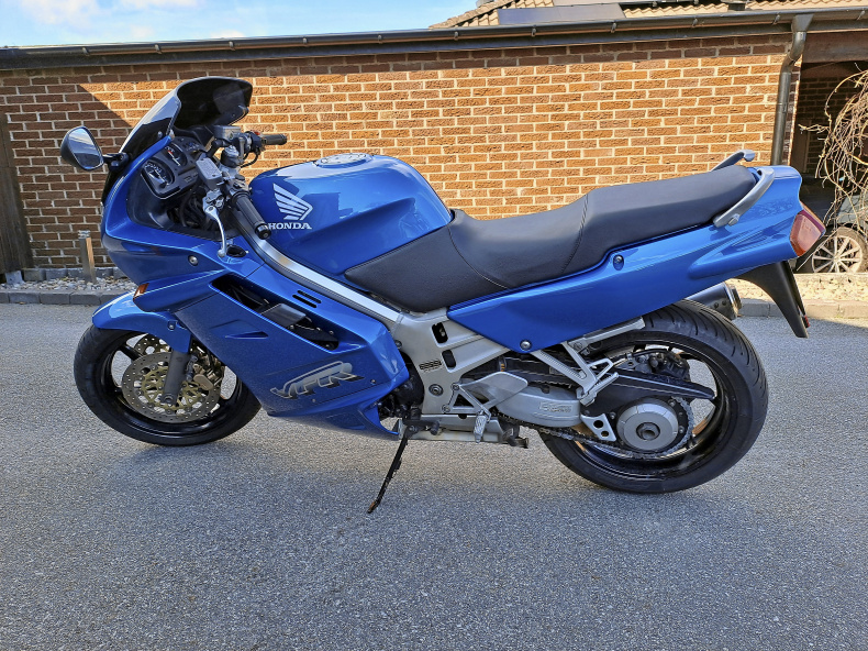 Honda VFR 750 F