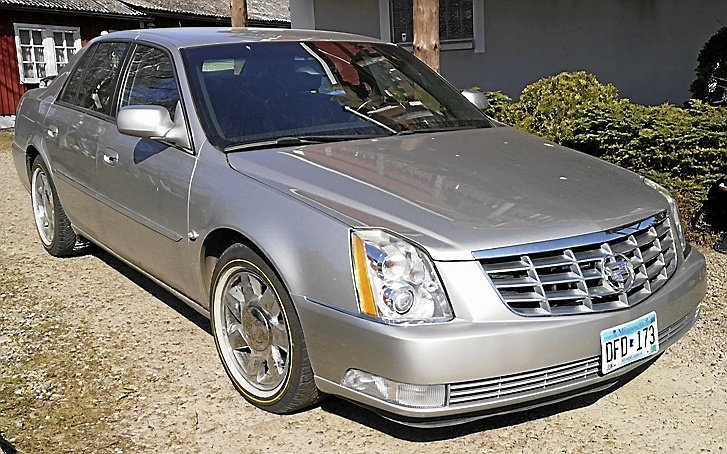 Cadillac DTS