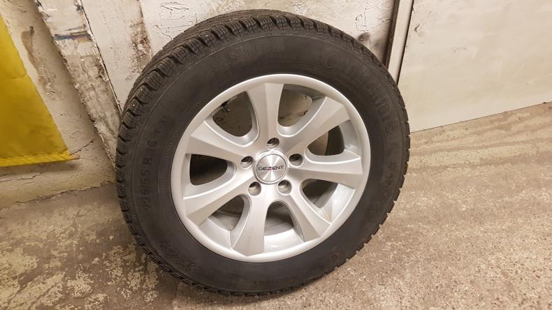 BMW 16 TUM VINTERHJUL