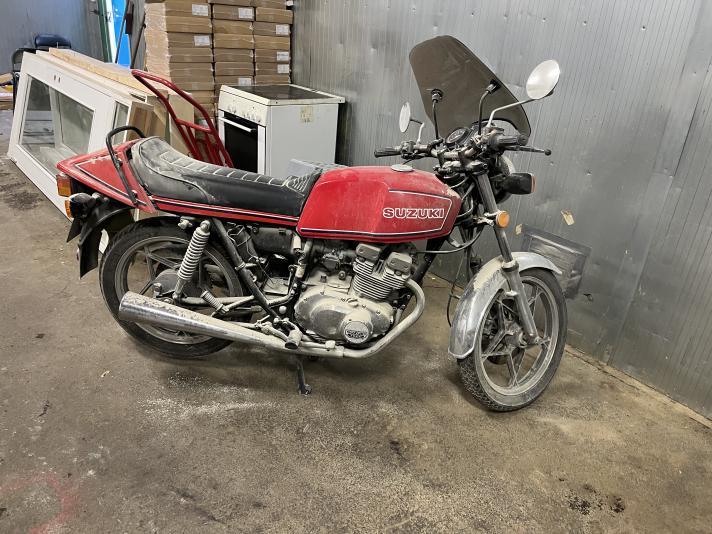 Suzuki GS 25X -1980