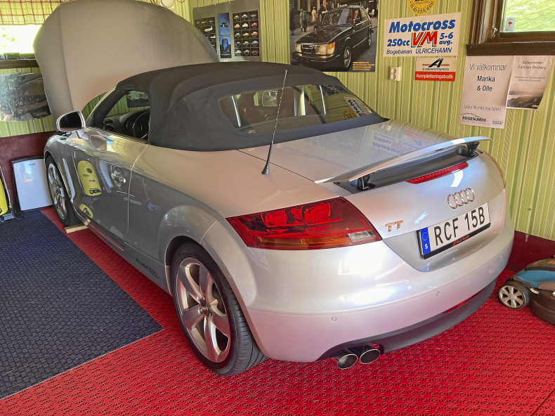 Audi TT cabriolet