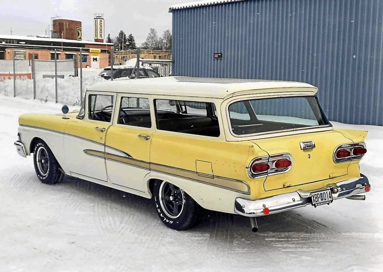 Ford Country Wagon