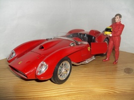 1:18 Ferrari 250 Testa Rossa -57