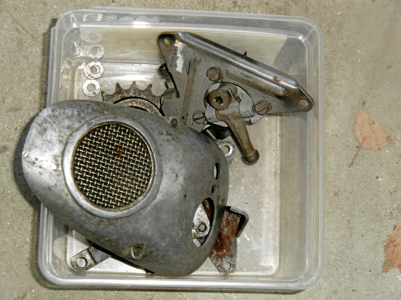 Ett parti beg. Jawa/CZ-delar