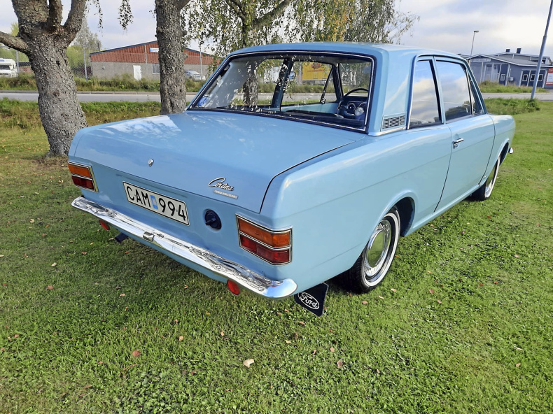 Ford Cortina 1300 De Luxe