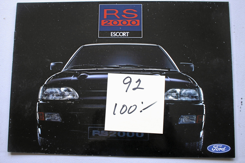 FORD ESCORT RS 2000 BROSCHYR