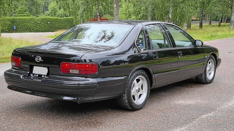 Chevrolet Impala SS 5.7 LT1 96 LÅGMILARE