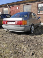 Audi 80