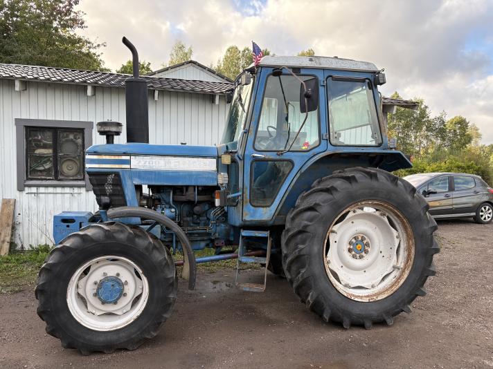 Ford 7700
