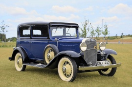 Chevrolet De Luxe Independence Coach 3,2 6 cyl.