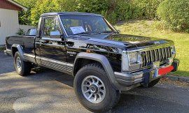Jeep Comanche Laredo