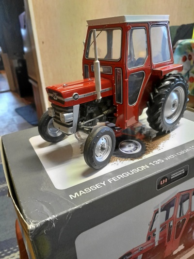 Massey Ferguson 135