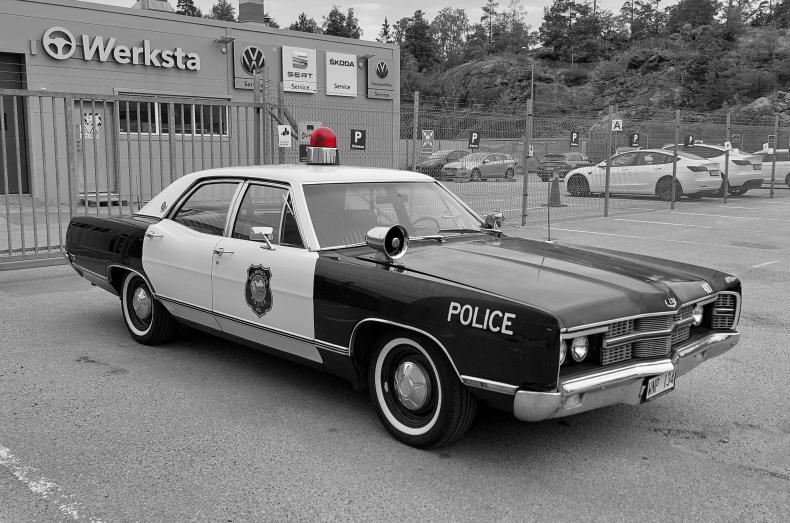 Ford LTD Police