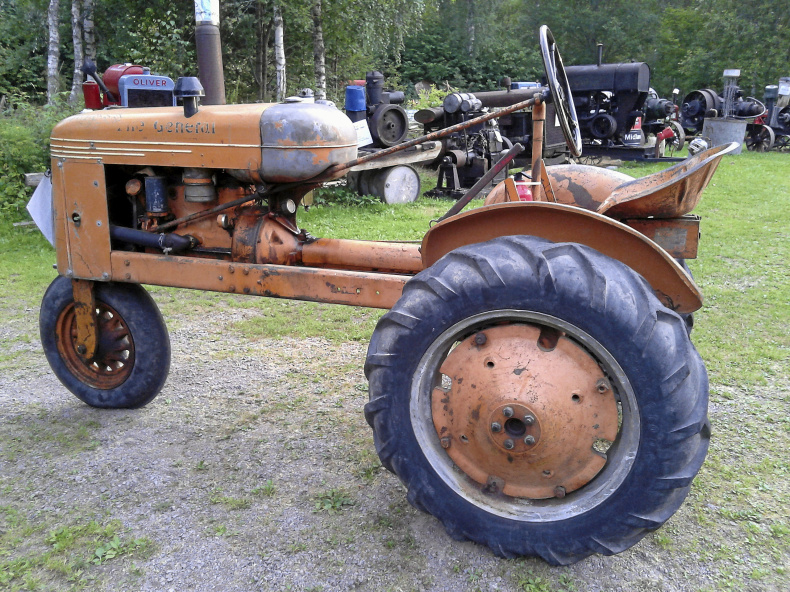 Clertrac bandtraktor