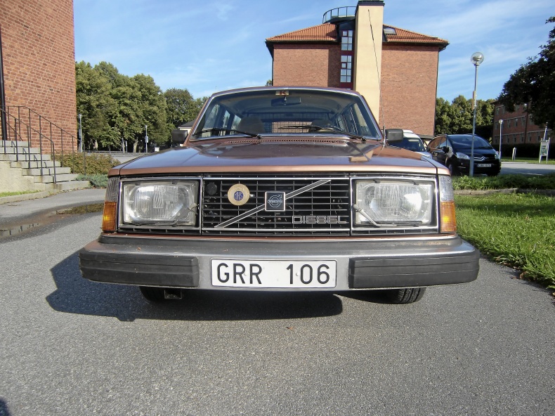 Volvo 245 GL D6