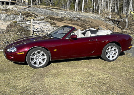 Jaguar XK8 cab