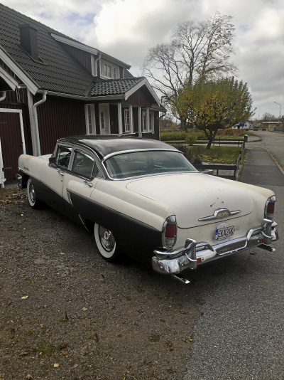 Mercury Montclair Sport Sedan 4-dr.