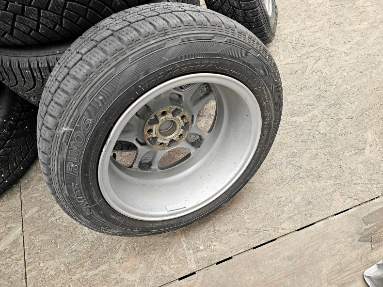 AUDI 16 TUM C-DÄCK  4-SEASON