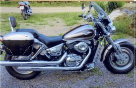 Suzuki VZ 800