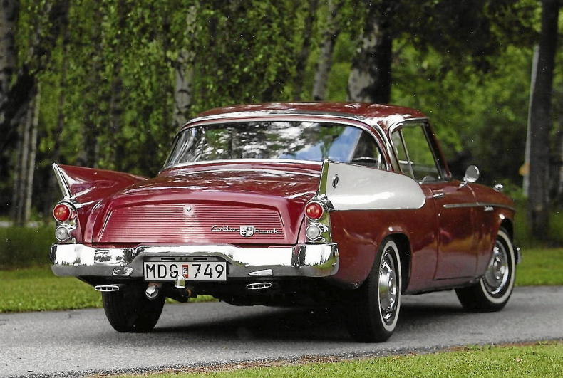 Studebaker Golden Hawk