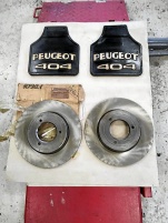 Bromsskivor Peugeot 404 samt stänklappar