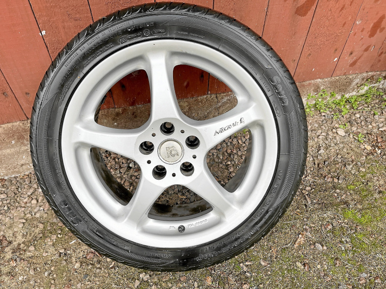 4 st fälgar till 850