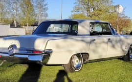Chrysler imperial crown