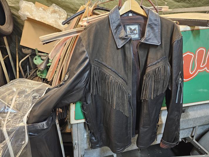 HD SKINNJACKA STRL. 62