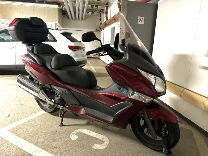 Honda FJS400 Red Wing - Lågmilare - 1 Ägare Nybes