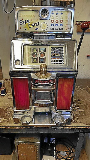 NOSTALGI OCH KURIOSA.