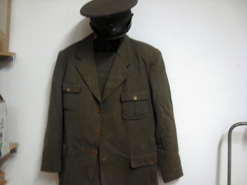 militäruniform