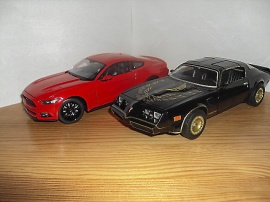1:24 Mustang GT -15 och Pontiac Firebird -80
