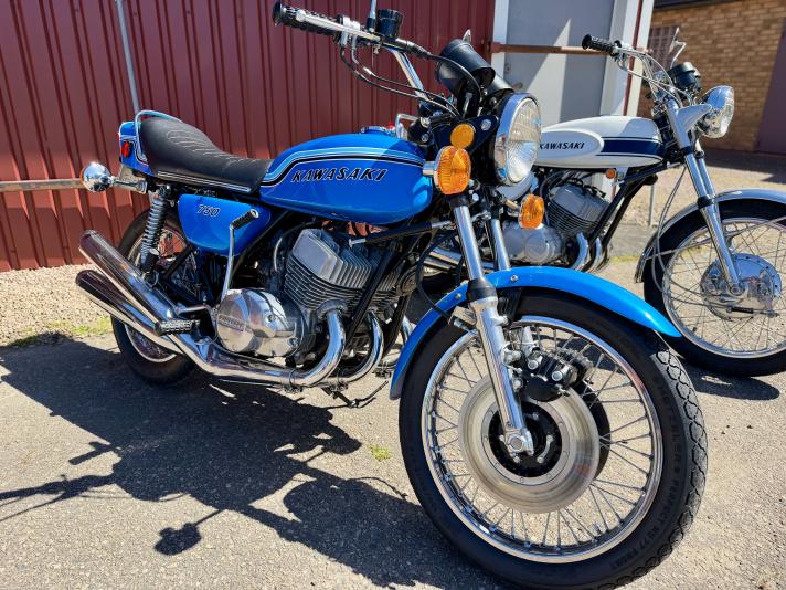 Kawasaki 750 Mach IV