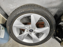 SKODA 5X100 SOMMARHJUL 17 TUM